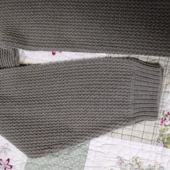 Eddie Bauer‎ Men's 3 Button Light Olive Green Sweater - Picture 5 of 12